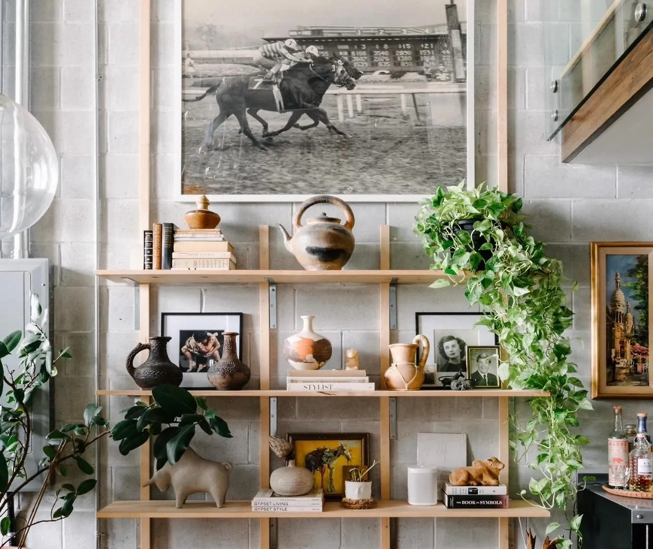 Elevated, Eclectic 2 Bedroom Loft In Vancouver 0*,