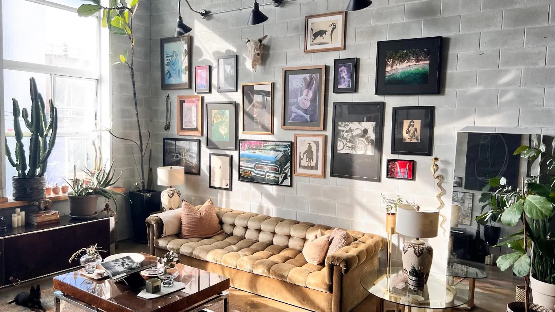 Apartment Elevated, Eclectic 2 Bedroom Loft In Vancouver